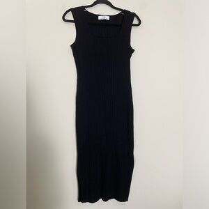 Magaschoni Ribbed Midi Sleeveless Sweater Dress in Black -‎ M